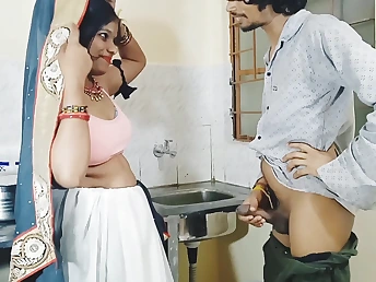 Watch Desi Aunty's kitchen sexcapade alongside romantic, homemade video