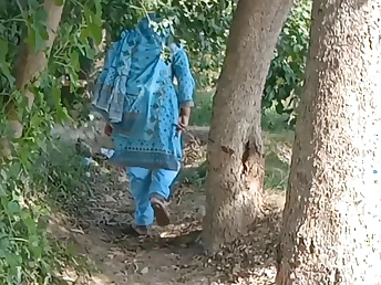 Blonde step keep alive masked goes for a compass pick-up with will not hear of big boobs & alien-like features