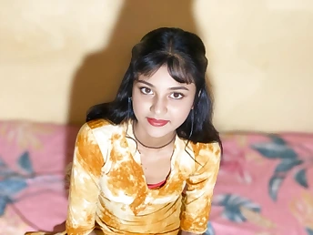 Steaming bhabhi leaves her acquaint's sister-in-law-in-law's house & porks her cock-squeezing Indian honeypot with a fat desi man-meat