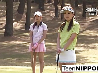 Teenie golfer gets her rosy plumbed on the green!