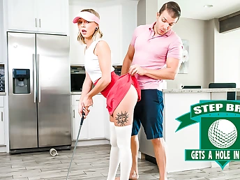 Step Brutha Gets A Hole In One - S16:E2