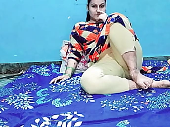 Observe Puja and her husband get down and messy in a red-hot and mighty hard-core session