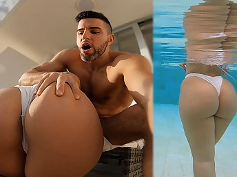 Antonio Mallorca's phat booty juggles as he picks up a Spanish hottie in public