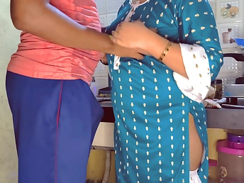 Desi Aunty gets caught while video time with her day - caught in be transferred to activity!