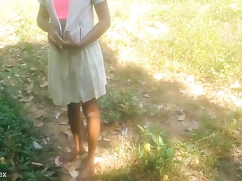 Torrid Japanese & Sri Lankan teenie stunners take on harsh outdoor plumb-a-thons