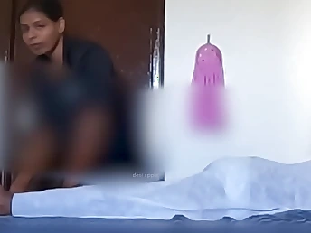 Rasiya Begum gets a valetudinarian harsh rubdown outlander bulldick