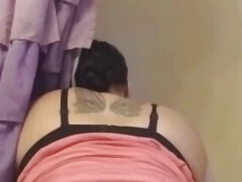 Reside as Aunt Luv's slots get opened regarding broad away from a tremendous ebony trunk