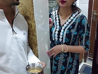 Desisaarabhabhi gets their way neighbor's wifey's ginormous milk-filled pussy pounded in POV