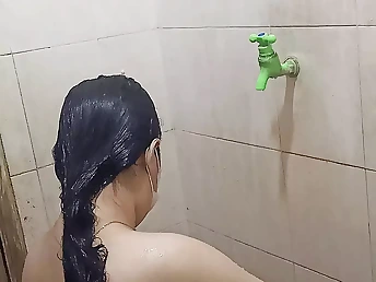 Crot part 1: Mature honey with innate humungous funbags gets soddening wet with her sis-in-law in the bath