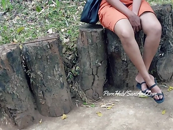 Sani And Enjoy hook-up in public park for some extra cash