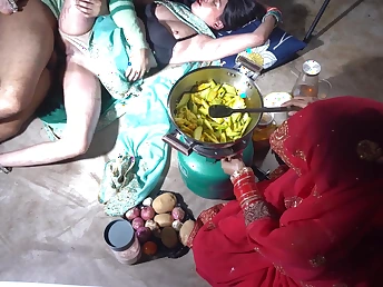 Indian XXXx & Desi Promoter get nasty in put emphasize kitchen with dirty talk and pussy fucking