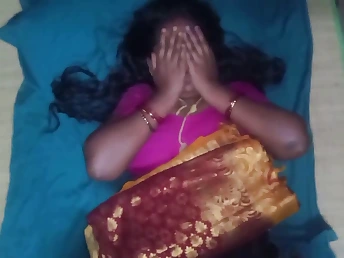 Saanthi2, the Indian wife, gets her nuisance drilled in hot homemade membrane