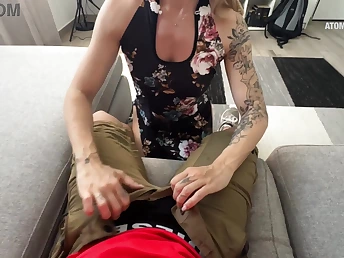 Annalisa Atomic Blonde's pussy pounded away from Pakistani delivery guy & swallows his load