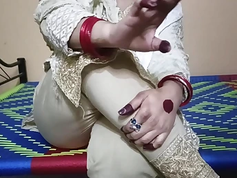 Indian PLUMPER Full-grown Bhabi gets a hard-core pummel after a lengthy time apart