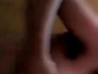 Fellow-man seizes Tamil teenager's hidden bath & gives her a super-steamy knead