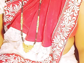 Ultra-cute Rose's Indian spouse hooks in the matter of in the apartment