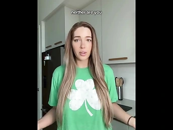 Leahfitx goes profligate upon her big tits & pest in a profligate orgy