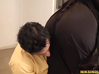 Muslim sis-in-law in hijab deepthroats jizm-pump, fucks and swallows jizz of stepbrother