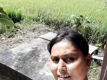 Witness puja's Indian bhabhi get a vehement geyser of jizz about will not hear of facehole and rear end-fashion