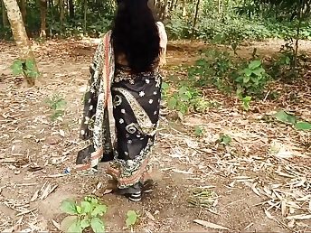 Desi aunty gets sloppy with a dangled man in rear end-fashion activity