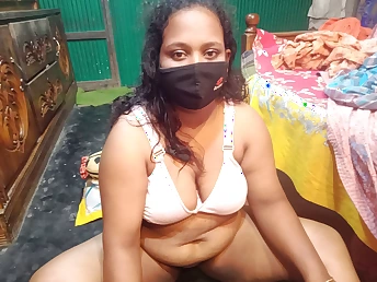 Superstar joins in be beneficial to a scorching sex with her stepson coupled with his pals